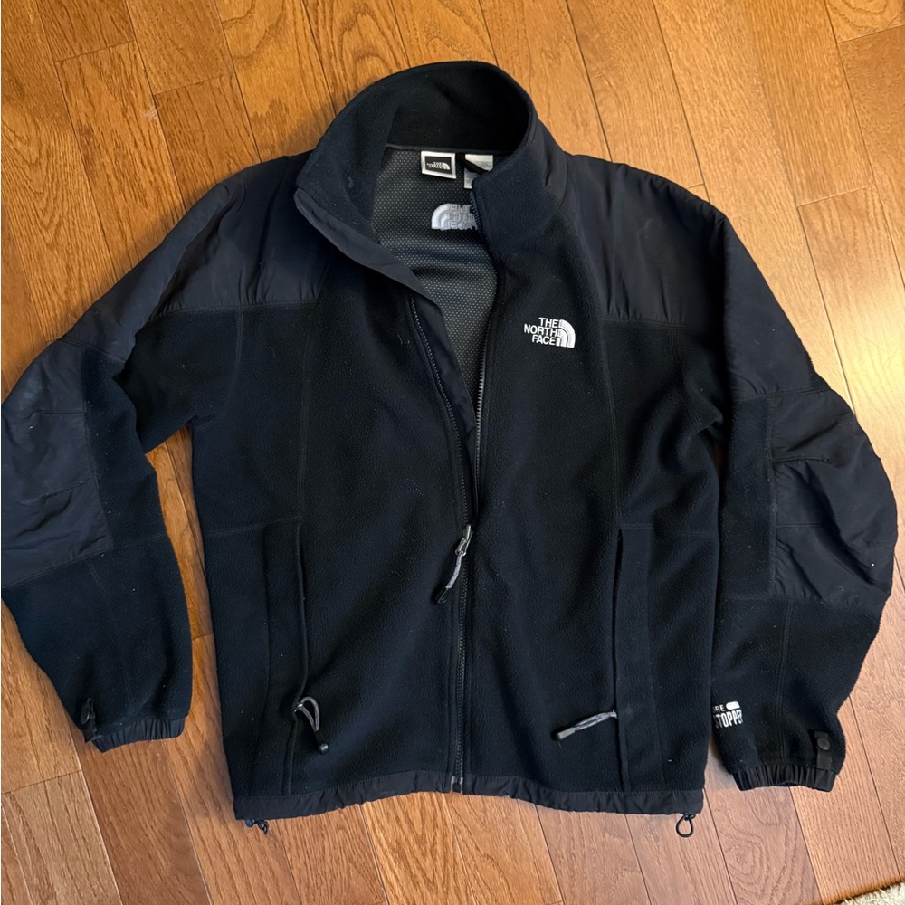 The North Face Women’s Windstopper Black Performance Jacket Fleece Full-Zip